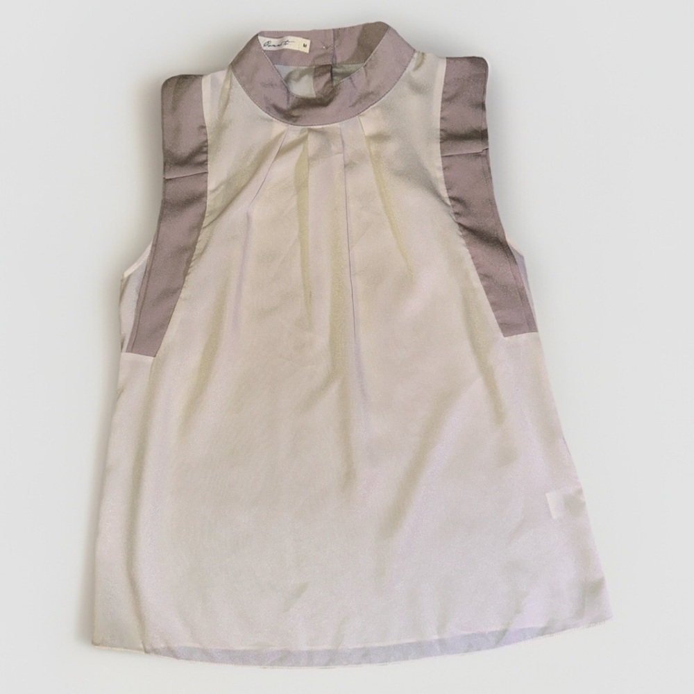 Comme Toi Women’s Sleeveless Medium Blouse Cream Tan Classy Lightweight